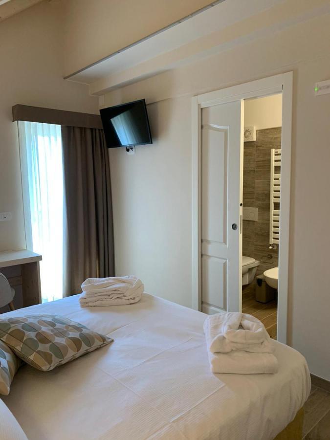 Hotel Rosengarten 塔尔维西奥 外观 照片